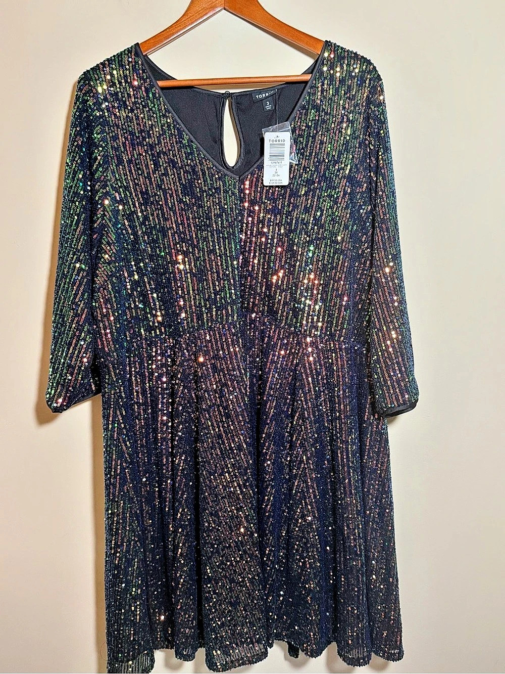 Torrid NWT Size 3 3X 22-24 Multicolor Sequin V-Neck Skater Dress Party